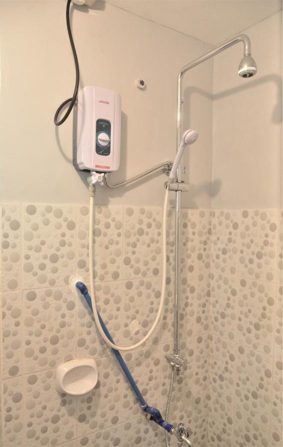 פאסאי Spacious Cozy Room For Rent Near Naia מראה חיצוני תמונה